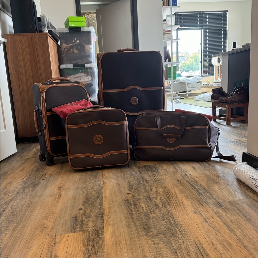 Delsey Chatelet Softside 4 Piece Suitcase Luggage Set